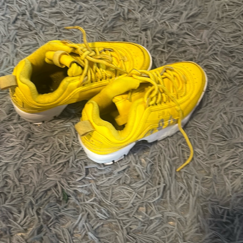 Kids sneakers